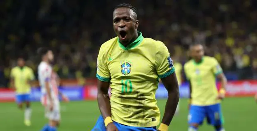 فينيسيوس جونيور يتعرض لإصابة خلال مباراة البرازيل ضد باراجواي في تصفيات كأس العالم فينيسيوس جونيور يتعرض لإصابة خلال مباراة البرازيل ضد باراجواي في تصفيات كأس العالم