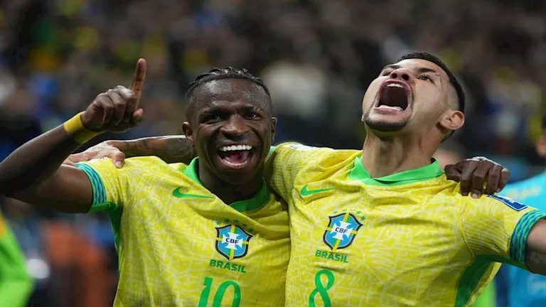 فينيسيوس جونيور يقود البرازيل نحو التأهل لكأس العالم 2026 فينيسيوس جونيور يقود البرازيل نحو التأهل لكأس العالم 2026