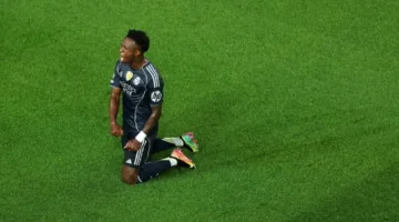 فينيسيوس يحرز هدفًا ويساهم في صناعة آخر، ويعادل إنجاز غاريث بيل مع ريال مدريد.