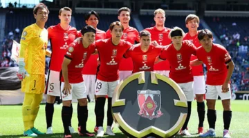 قائد أوراوا يثير الجدل بعدم مصافحة أحد خلال مواجهة ريفر بليت في كأس العالم للأندية