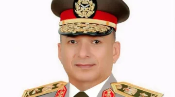 قائد “الدفاع الجوي”: نواصل العمل على مدار الساعة لحماية سماء مصر من أي تهديدات.