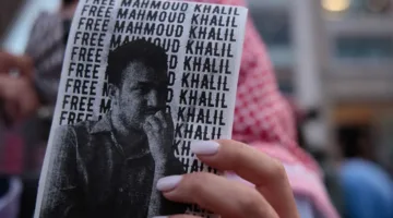 قاضٍ أمريكي يقرر الإفراج عن ناشط رائد في مظاهرات جامعية دعماً لفلسطين