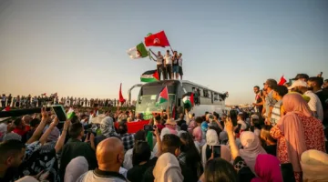 قافلة الصمود تتجه نحو معبر رفح.. هل ستسمح مصر بفتح البوابة لغزة؟