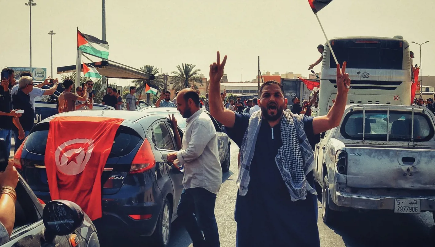قافلة الصمود تواجه ‘الخط الأحمر’ في مصر: الأولوية للأمن والسيادة قافلة الصمود تواجه ‘الخط الأحمر’ في مصر: الأولوية للأمن والسيادة