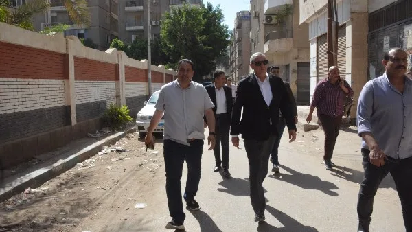 قبل بدء ماراثون الثانوية: جولة مفاجئة لمحافظ الغربية حول مدارس حي طنطا لمتابعة الاستعدادات قبل بدء ماراثون الثانوية: جولة مفاجئة لمحافظ الغربية حول مدارس حي طنطا لمتابعة الاستعدادات