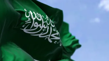 قرار سعودي: منع العمل تحت أشعة الشمس المباشرة