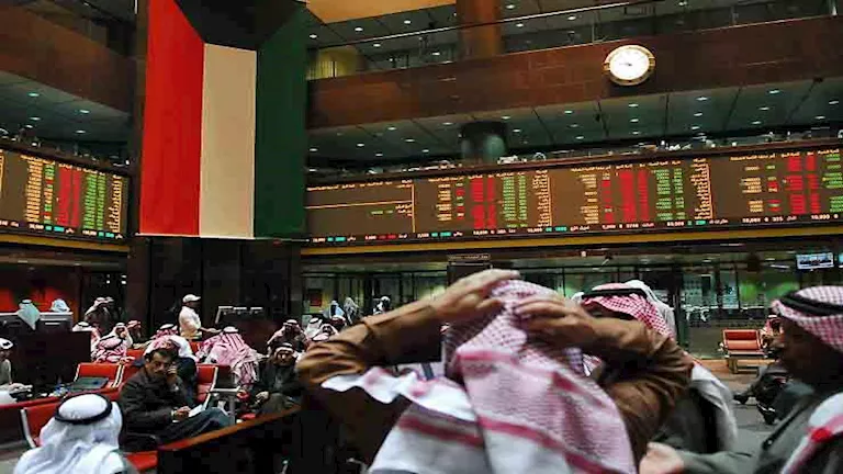 قطر تتصدر القائمة.. الأسواق المالية الخليجية تتزين باللون الأخضر خلال التداولات. قطر تتصدر القائمة.. الأسواق المالية الخليجية تتزين باللون الأخضر خلال التداولات.