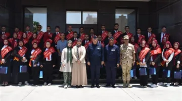قوات الدفاع الشعبي والعسكري وجامعة حلوان تنظم زيارة ميدانية لقاعدة الطيران الشرقية في القاهرة.