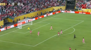 كأس العالم للأندية: تابع لحظة إصابة إمام عاشور وخروجه باكياً خلال مباراة الأهلي وإنتر ميامي