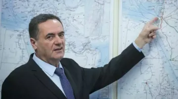 كاتس: أوجه التحية للقوات البحرية الإسرائيلية على نجاحها في تنفيذ الهجوم في اليمن