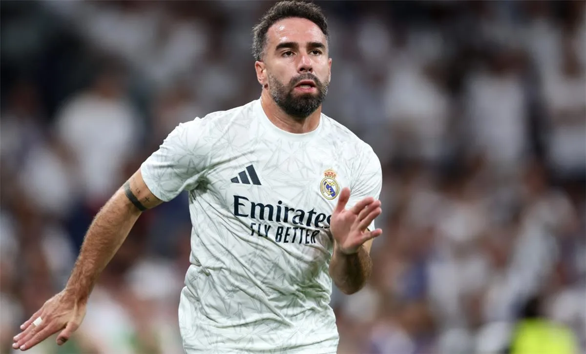 كارفاخال يستعد لمواجهة ريال مدريد ويوفنتوس: مستعد لتولي منصب حارس المرمى