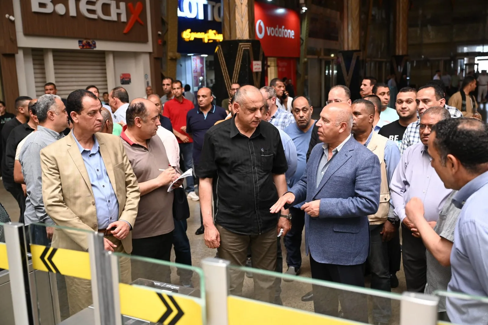 كامل الوزير يزور محطة مصر للسكك الحديدية برمسيس للوقوف على سير العمل وانضباطه كامل الوزير يزور محطة مصر للسكك الحديدية برمسيس للوقوف على سير العمل وانضباطه
