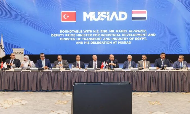 كامل الوزير يشارك في الجلسة الافتتاحية لمنتدى النقل العالمي 2025