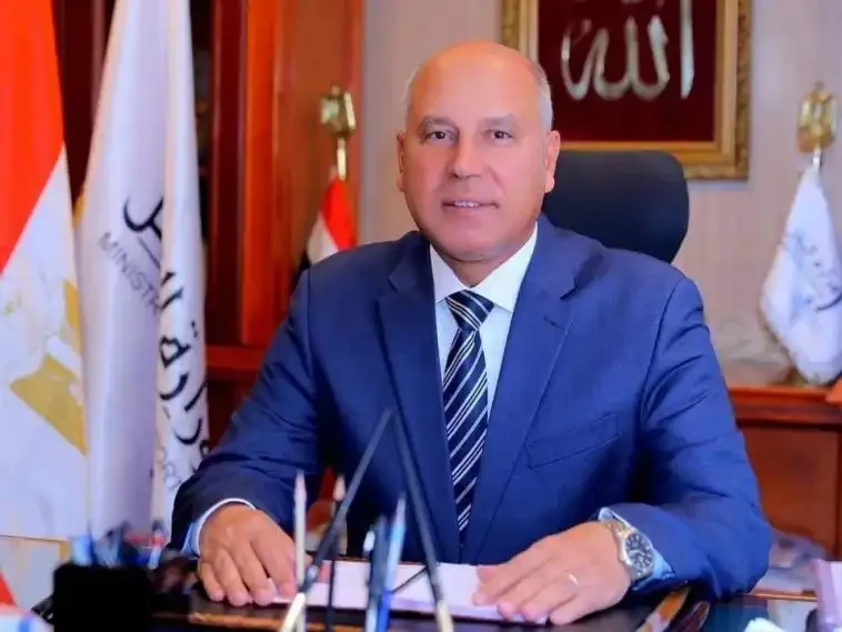 كامل الوزير: الوزراء السابقون في النقل كانوا يتمنون إنجاز ما حققناه خلال العقد الماضي. كامل الوزير: الوزراء السابقون في النقل كانوا يتمنون إنجاز ما حققناه خلال العقد الماضي.