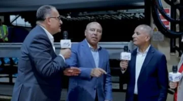 فيديو: الفريق كامل الوزير يتخذ قراراً بإقالة مسؤول من وزارة الصناعة أثناء البث المباشر