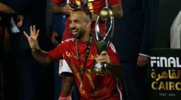كورابيا خاص | السوشيال ميديا تشكل خطرًا على أفشة في الأهلي.. قرار مصيري ينتظر بطل القاضية.