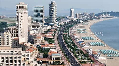 كوريا الشمالية تُنجز أعمال بناء منطقة كالما السياحية على الساحل كوريا الشمالية تُنجز أعمال بناء منطقة كالما السياحية على الساحل