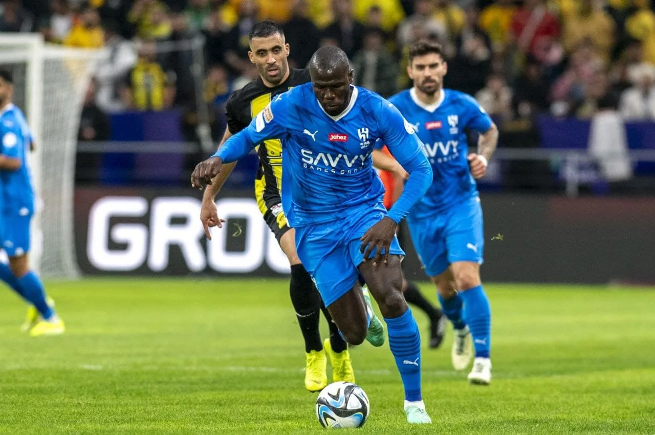 كوليبالي: نقدر مانشستر سيتي لكننا لا نهابهم، والهلال سيسعى بجد للتأهل. كوليبالي: نقدر مانشستر سيتي لكننا لا نهابهم، والهلال سيسعى بجد للتأهل.