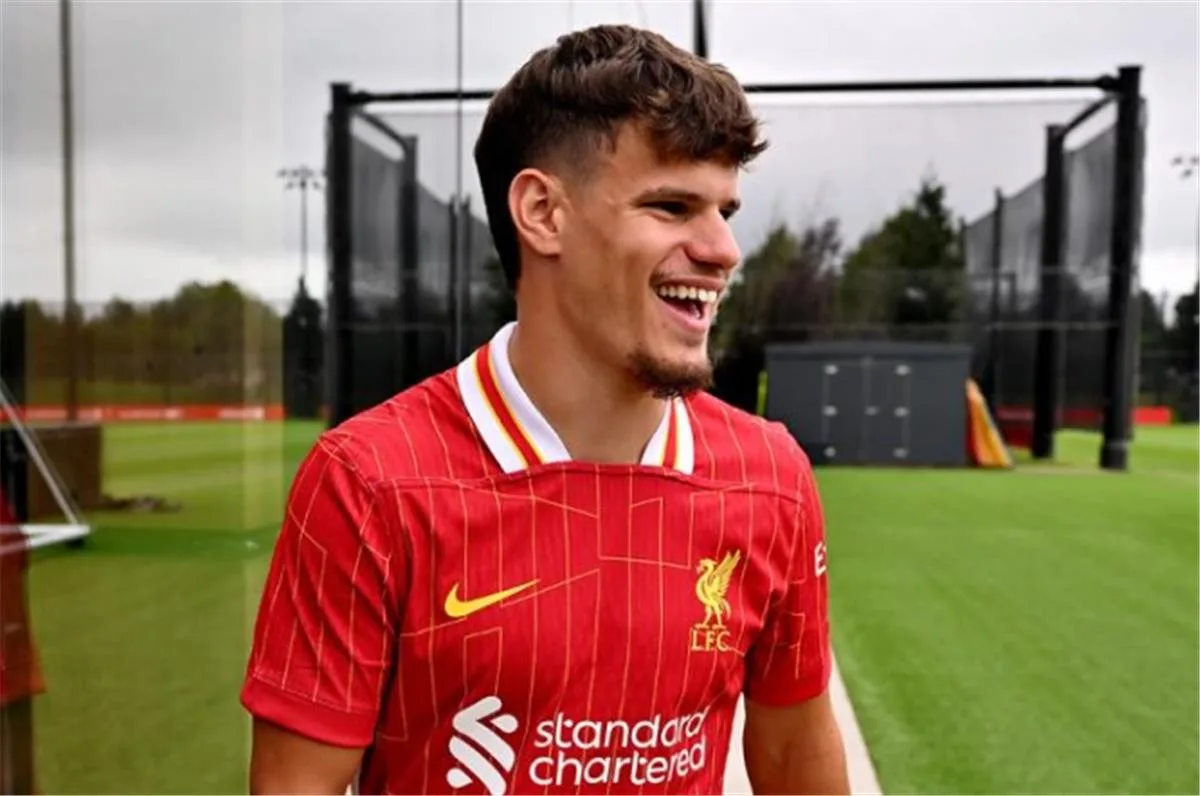 كيركيز: لاعب ليفربول سيساعدني.. ومحادثة سلوت كانت مفتاح انتقالي كيركيز: لاعب ليفربول سيساعدني.. ومحادثة سلوت كانت مفتاح انتقالي