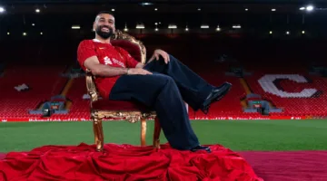 كيف استجاب ليفربول لقرار محمد صلاح “غير المتوقع” ووكيله قبل التوقيع الجديد؟