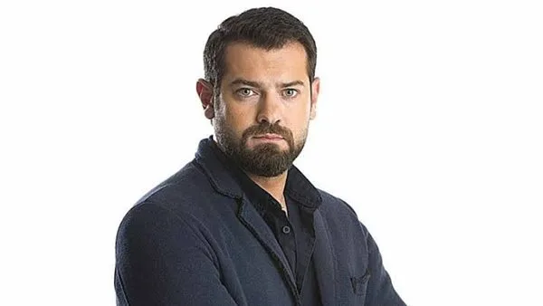 لأول مرة في عالم الخيال العلمي: خلف الكواليس لشخصية عمرو يوسف في فيلم ‘موسم صيد الغزلان’ لأول مرة في عالم الخيال العلمي: خلف الكواليس لشخصية عمرو يوسف في فيلم ‘موسم صيد الغزلان’