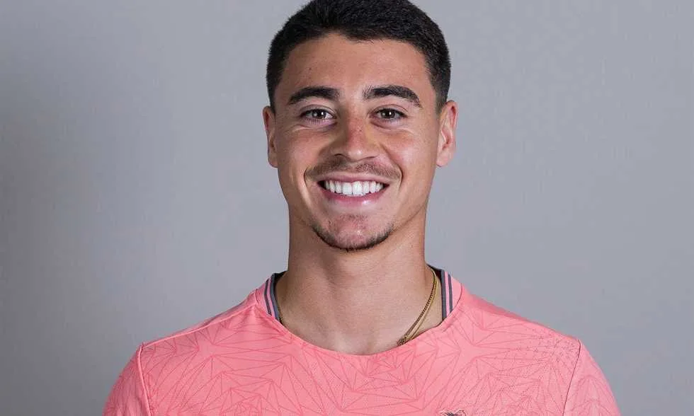 لاعب بورتو: نتوقع مواجهة قوية أمام الأهلي ونسعى لتقديم أفضل أداء لدينا لاعب بورتو: نتوقع مواجهة قوية أمام الأهلي ونسعى لتقديم أفضل أداء لدينا