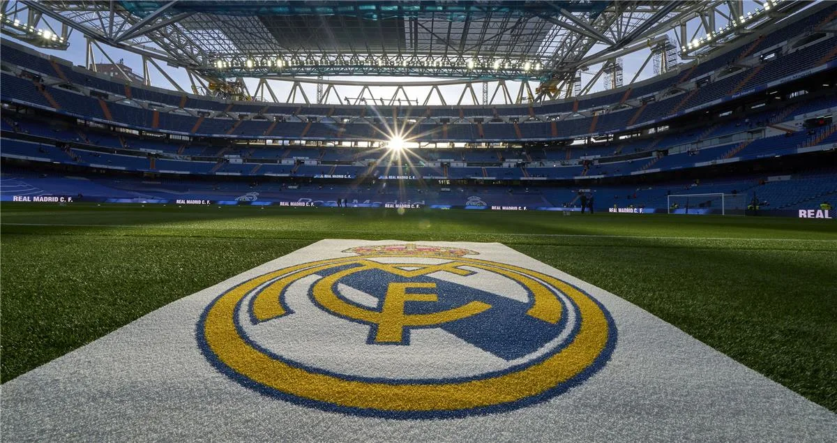 لاعب جديد يوقع عقد انتقاله مع ريال مدريد بشكل رسمي لاعب جديد يوقع عقد انتقاله مع ريال مدريد بشكل رسمي
