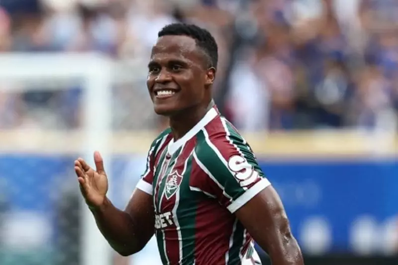 لاعب فلومينينسي: أداءنا كان ضعيفًا في الشوط الأول ضد أولسان.. ونسعى للتأهل أمام صنداونز لاعب فلومينينسي: أداءنا كان ضعيفًا في الشوط الأول ضد أولسان.. ونسعى للتأهل أمام صنداونز