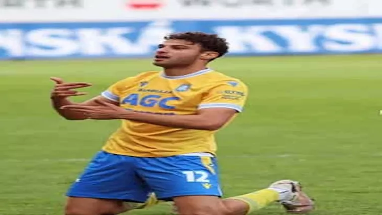لاعب من الدوري التشيكي يوضح صحة انضمامه للنادي الأهلي في بطولة كأس العالم للأندية. لاعب من الدوري التشيكي يوضح صحة انضمامه للنادي الأهلي في بطولة كأس العالم للأندية.