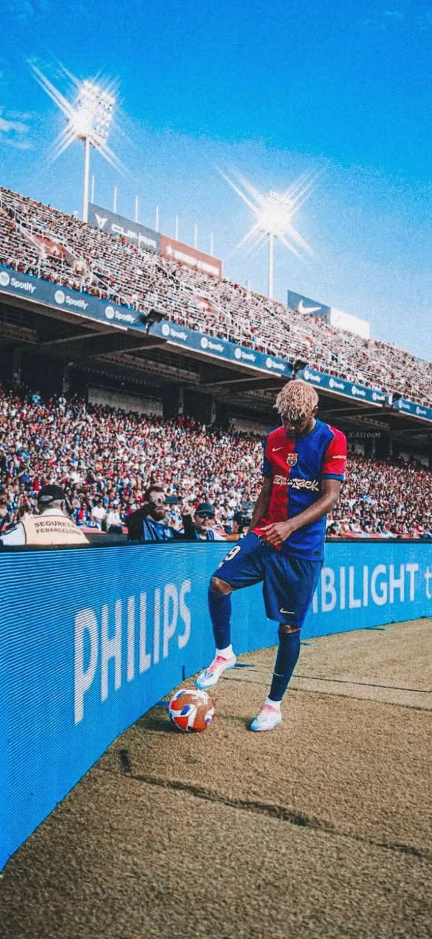 لامين يامال يرتدي الرقم 10 في برشلونة.. وموناكو يتجه نحو ضم تير شتيجن