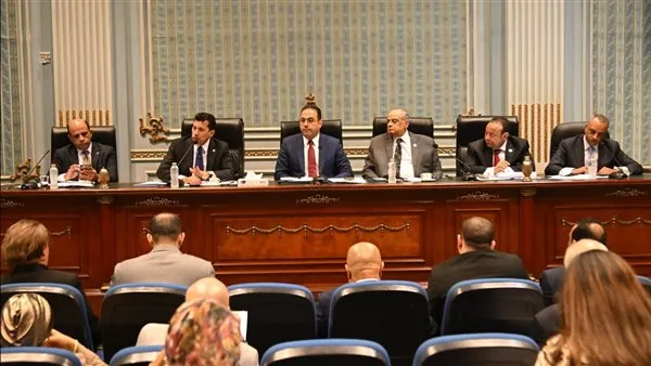 «لجنة الشباب بالنواب» توافق على إنشاء شركات خدمات رياضية وفقًا لقانون الشركات المساهمة «لجنة الشباب بالنواب» توافق على إنشاء شركات خدمات رياضية وفقًا لقانون الشركات المساهمة