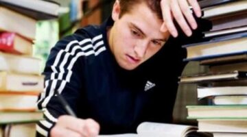 لطلاب الثانوية العامة: 10 نصائح فعّالة للمساعدة في استعادة المعلومات بسهولة خلال الاختبارات