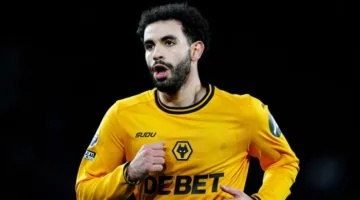 لماذا لم يعلق آيت نوري على صفقة مانشستر سيتي؟
