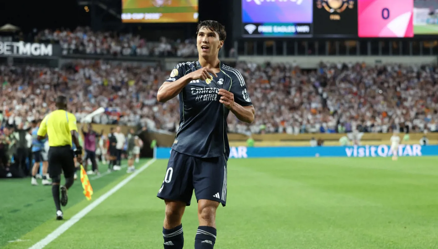 لوعة غونزالو تثير حماسة نجوم ريال مدريد لوعة غونزالو تثير حماسة نجوم ريال مدريد