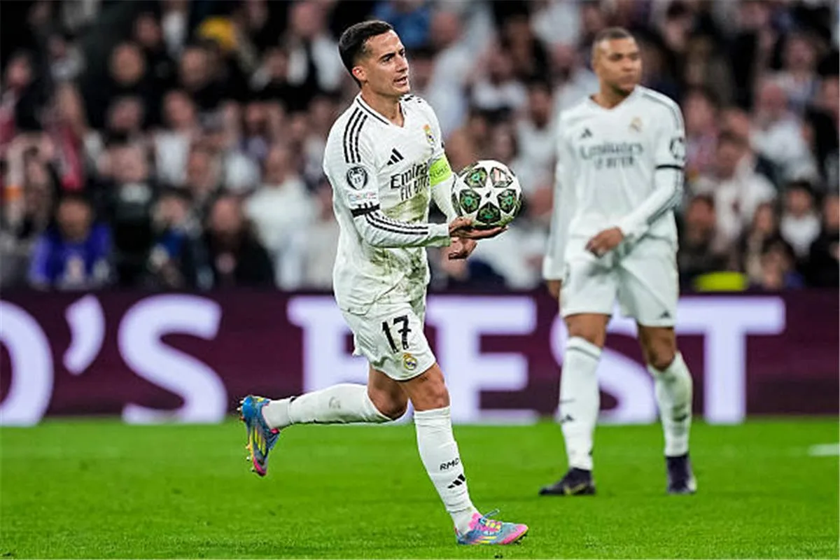 لوكاس فاسكيز: دعوا لاعب ريال مدريد يستمتع، وهدفنا هو الانتصار على سالزبورغ.