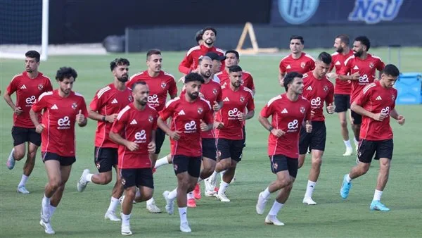 ليست هدايا: الواقع حول ‘معدات التدريب’ للاعبي الأهلي في مطار القاهرة ليست هدايا: الواقع حول ‘معدات التدريب’ للاعبي الأهلي في مطار القاهرة