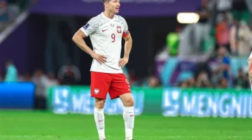 ليفاندوفسكي: أرفض اللعب لمنتخب بولندا في ظل المدرب الحالي