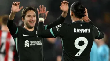 ليفربول يتقدم بعرض جذاب لنابولي مقابل لاعبين في صفقة أوسيمين