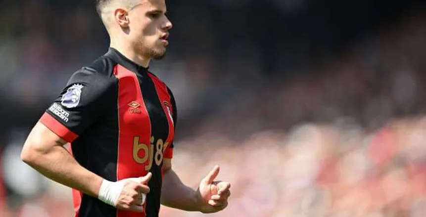 ليفربول يقترب من ضم ميلوس كيركيز لتعويض روبرتسون ليفربول يقترب من ضم ميلوس كيركيز لتعويض روبرتسون