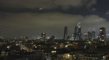 الجيش الإسرائيلي يعلن عن تنفيذ غارات جوية جديدة في غرب إيران.