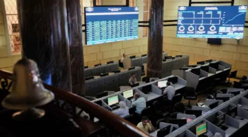 مؤشر البورصة المصرية يتراجع مرة أخرى إلى المنطقة السلبية دون مستوى 30600 نقطة.
