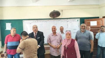 مؤشرات التفوق في اللغة الإنجليزية لطلاب الإعداد في القليوبية