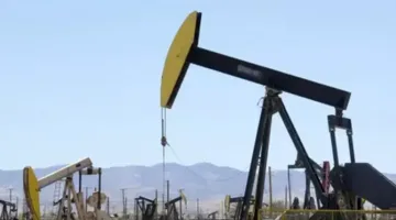ما هي المعلومات المتاحة حول اكتشاف النفط الجديد في منطقة أبو سنان؟