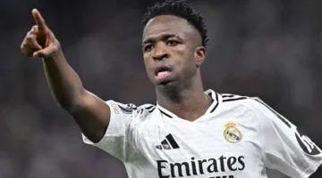 ماركا: ريال مدريد يتوصل إلى اتفاق مع فينيسيوس لتجديد عقده.. وتوقيت الإعلان عن ذلك