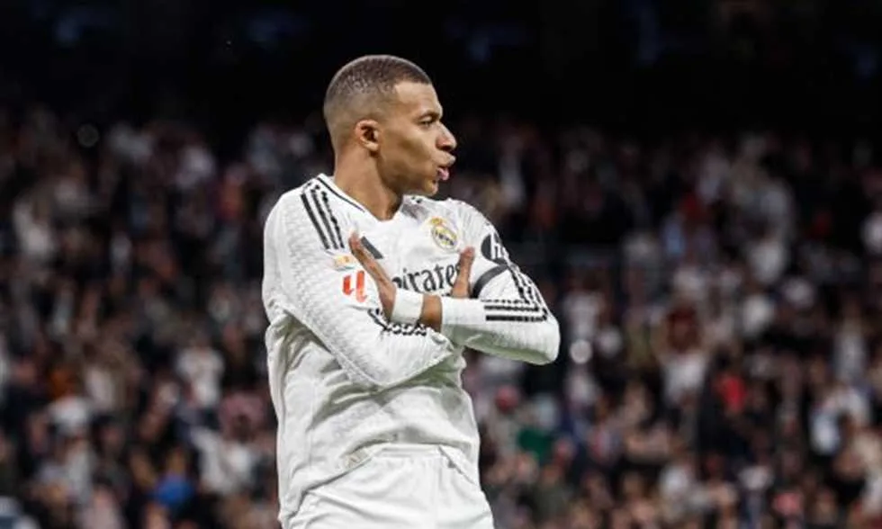 ماركا: مبابي يقترب من العودة للعب مع ريال مدريد