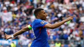 مبابي يحطم الرقم القياسي scorer لمنتخب فرنسا (فيديو)