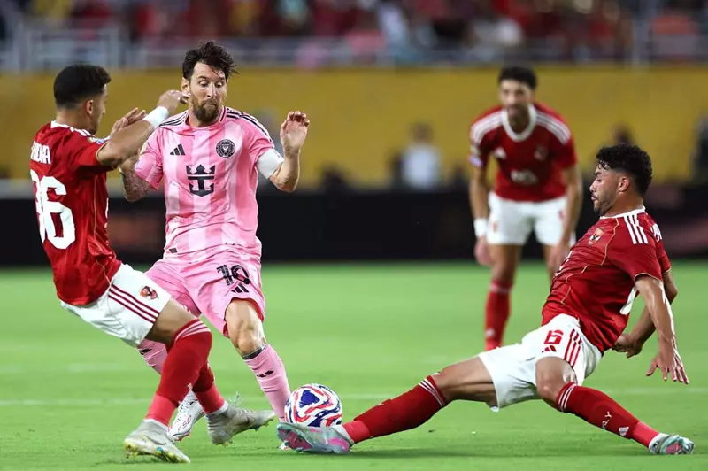مباراة هامة للأهلي.. قناة مجانية تبث لقاء إنتر ميامي وبالميراس في كأس العالم للأندية مباراة هامة للأهلي.. قناة مجانية تبث لقاء إنتر ميامي وبالميراس في كأس العالم للأندية