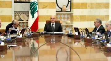 مجلس الوزراء يعتمد التعيينات الدبلوماسية اليوم وتأجيل تسليم السلاح الفلسطيني.