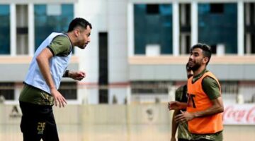 محاضرة تقنية مع أيمن الرمادي ومشاركة دونجا في تدريبات الزمالك تحضيراً لمواجهة بيراميدز.