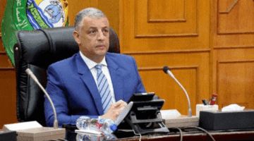 محافظ الإسماعيلية يتناول متطلبات المواطنين في مجال مياه الشرب ويشدد: “توفير مياه نظيفة حق لكل فرد”
